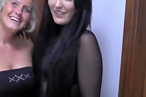 Flotter Dreier Mit Zwei Reifen Huren Im Laufhaus Txxx Com